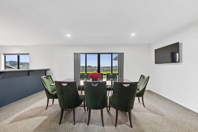 Photo of property in 118 Cottle Road, Taupaki, Henderson, 0782