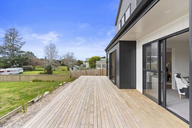 Photo of property in 4 Lynette Place, Pauanui, 3579