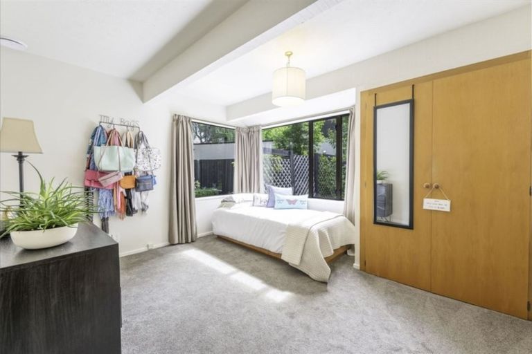 Photo of property in 105 Gardiners Road, Harewood, Christchurch, 8051