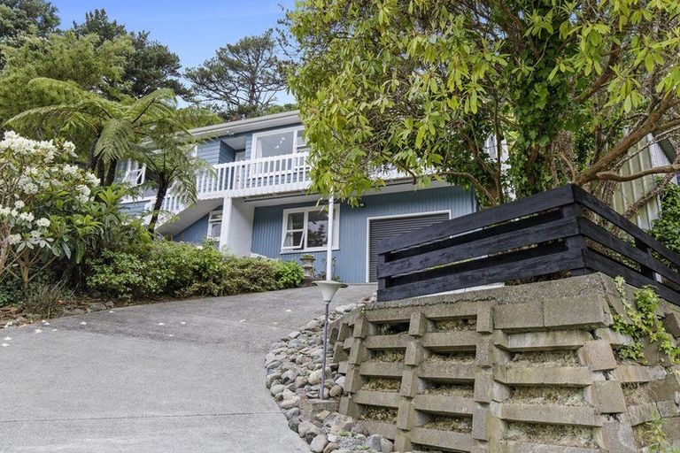 Photo of property in 14 Willcox Grove, Naenae, Lower Hutt, 5011
