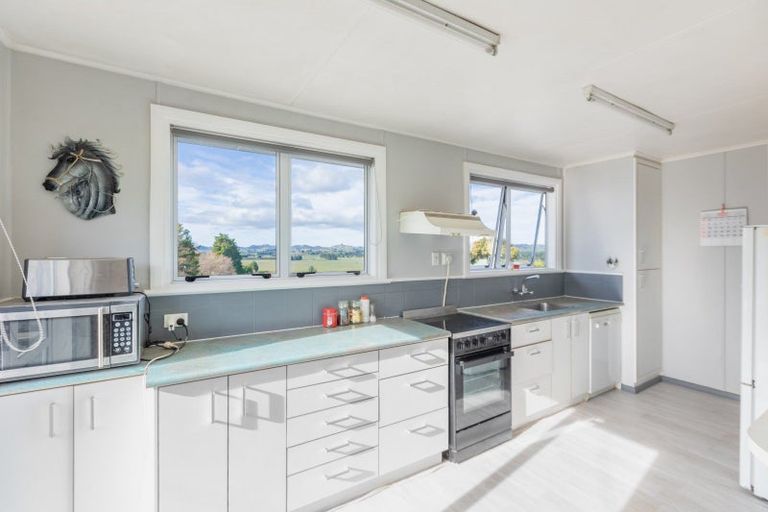 Photo of property in 319 Porangahau Road, Waipukurau, 4282