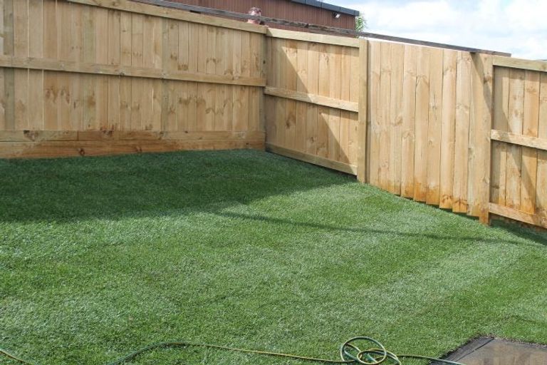 Photo of property in 2/18 Onukutara Place, Huntington, Hamilton, 3281