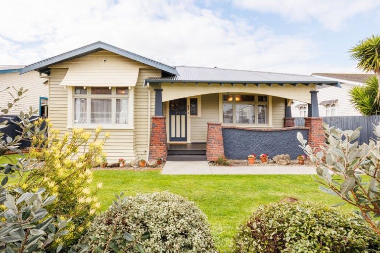 Photo of property in 8 Karamu Avenue, Takaro, Palmerston North, 4410