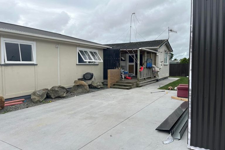 Photo of property in 12 Hokio Beach Road, Levin, 5510