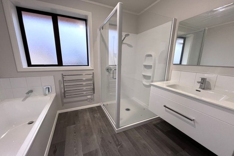 Photo of property in 10 Hoffman Street, Hokitika, 7810