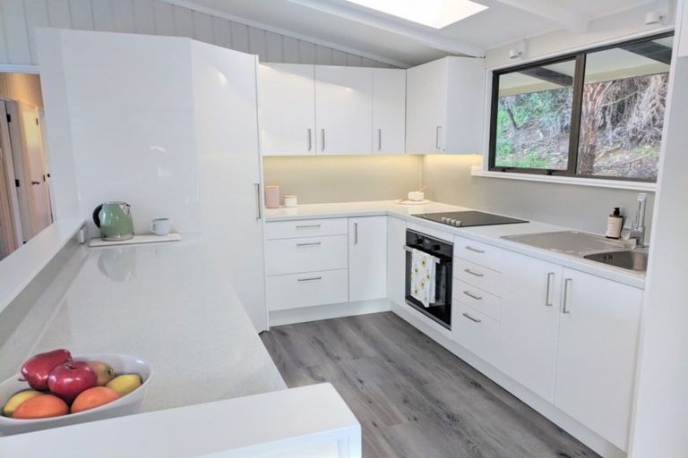 Photo of property in 25 Solander Place, Whitby, Porirua, 5024