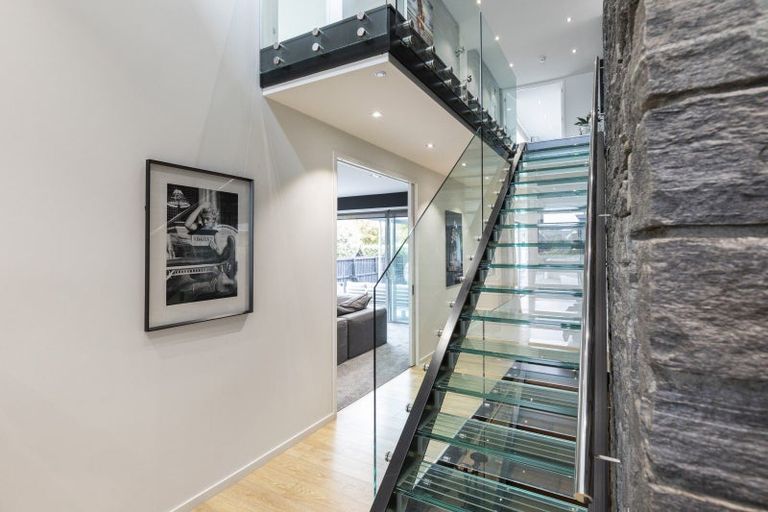 Photo of property in 20 Queens Avenue, Merivale, Christchurch, 8014