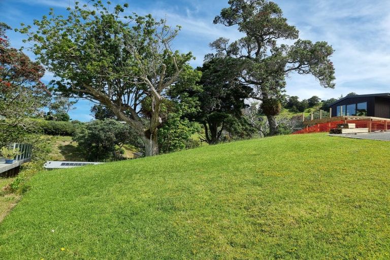 Photo of property in 15 Ongutukura Way, Oakura, Hikurangi, 0184