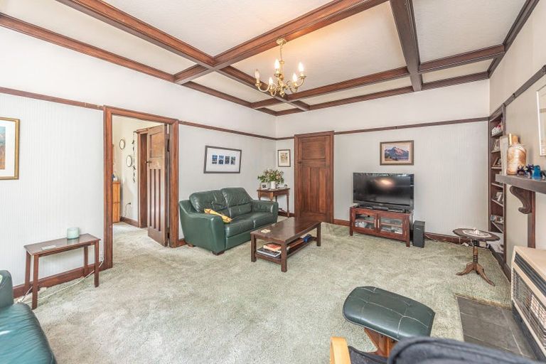 Photo of property in 4 Kent Road, Saint Johns Hill, Whanganui, 4501