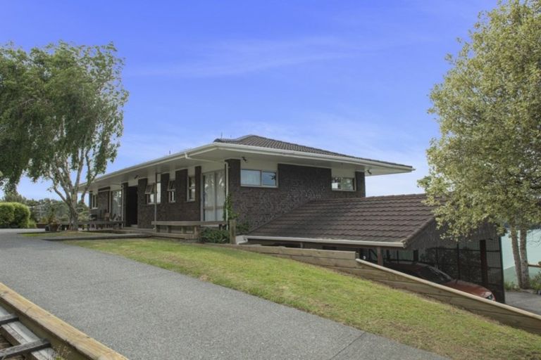 Photo of property in 90 Tahunatapu Road, Parua Bay, Whangarei, 0174