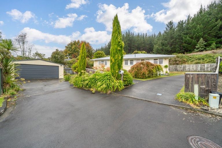 Photo of property in 69 Moeraki Road, Maoribank, Upper Hutt, 5018