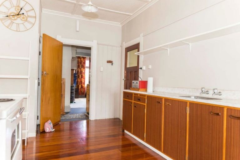 Photo of property in 71 Gordon Street, Dannevirke, 4930