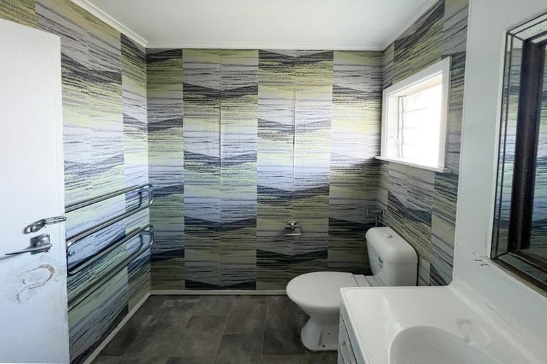 Photo of property in 164 Russell Road, Manurewa, Auckland, 2102