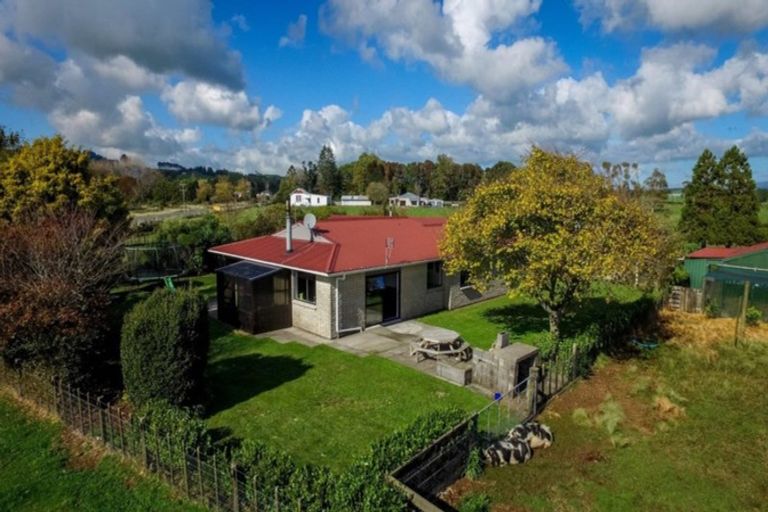 Photo of property in 1024 Mountain Road, Waiongana, Inglewood, 4389