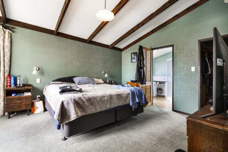 Photo of property in 69 Flynn Road, Hillcrest, Hamilton, 3216