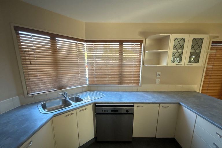 Photo of property in 62 Hewitts Road, Merivale, Christchurch, 8014