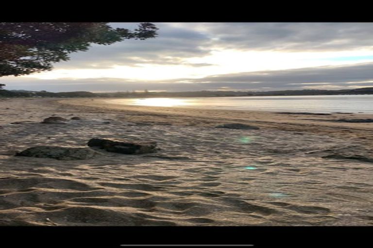 Photo of property in 35 Tahuna Road, Paihia, 0200