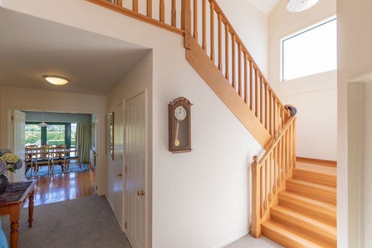 Photo of property in 132 Round Hill Road, Loburn, 7472