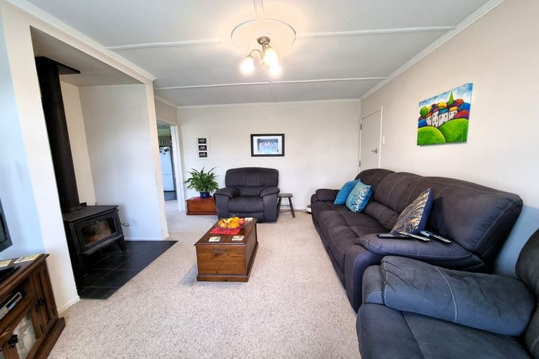 Photo of property in 1063 Riverton Otautau Road, Gropers Bush, Riverton, 9883