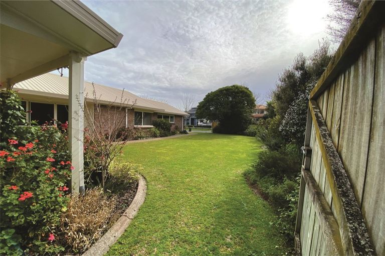 Photo of property in 14 Cashmere Place, Flagstaff, Hamilton, 3210