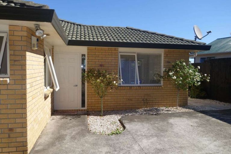 Photo of property in 17a Roslyn Road, Mount Wellington, Auckland, 1060