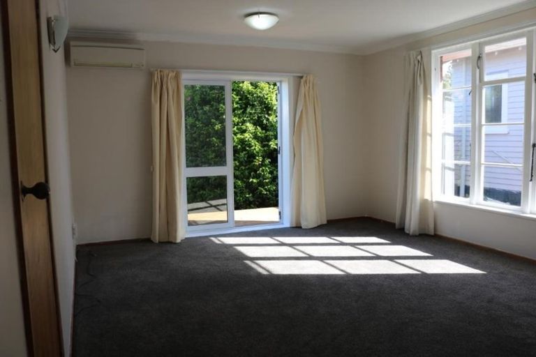 Photo of property in 125 Kings Crescent, Hutt Central, Lower Hutt, 5010