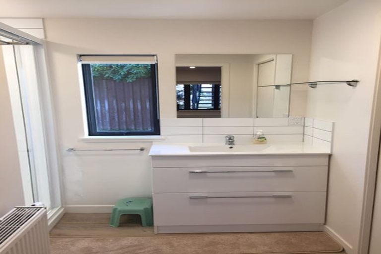 Photo of property in 53 Faulks Terrace, Wanaka, 9305