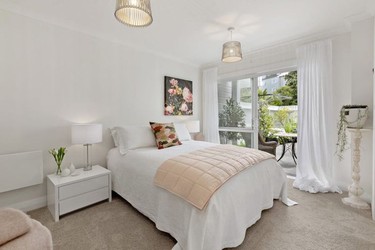 Photo of property in 49 Arcus Way, Hataitai, Wellington, 6021