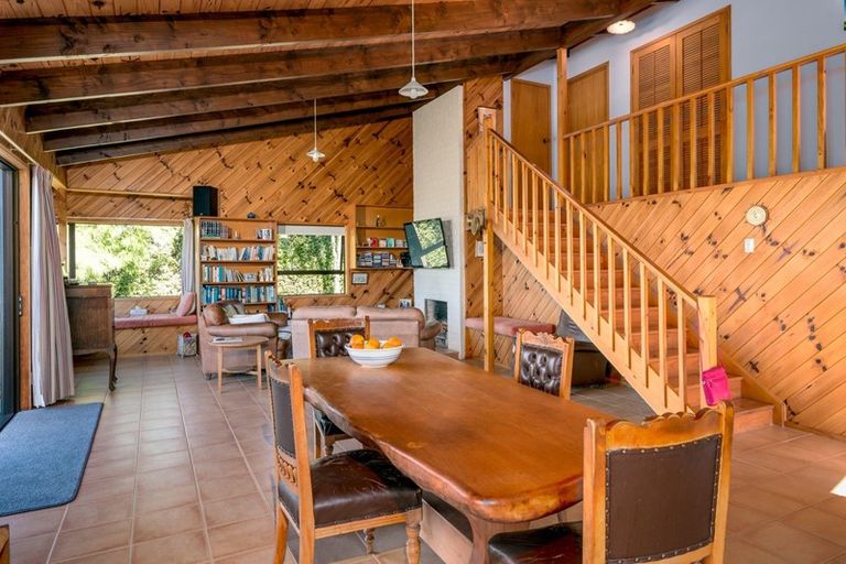 Photo of property in 266 Patons Rock Road, Patons Rock, Takaka, 7182