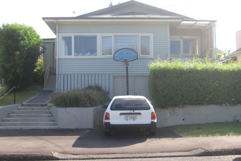 Photo of property in 9 Duders Avenue, Devonport, Auckland, 0624