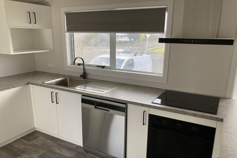 Photo of property in 5 Lilac Street, Melville, Hamilton, 3206