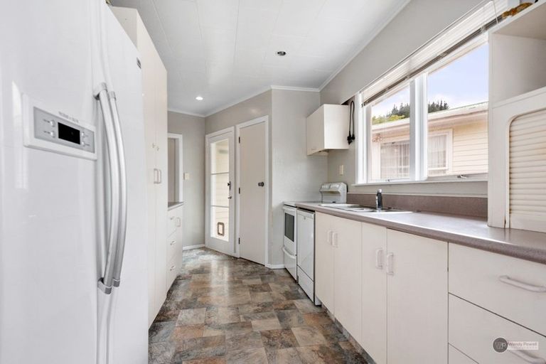 Photo of property in 8 Mimihau Grove, Wainuiomata, Lower Hutt, 5014