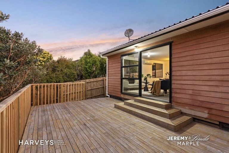 Photo of property in 66c Woodglen Road, Glen Eden, Auckland, 0602