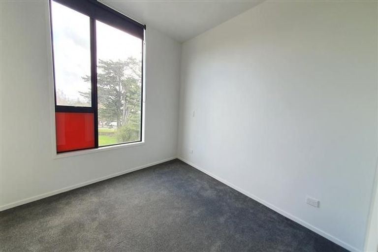 Photo of property in 1824 Great North Road, Avondale, Auckland, 1026