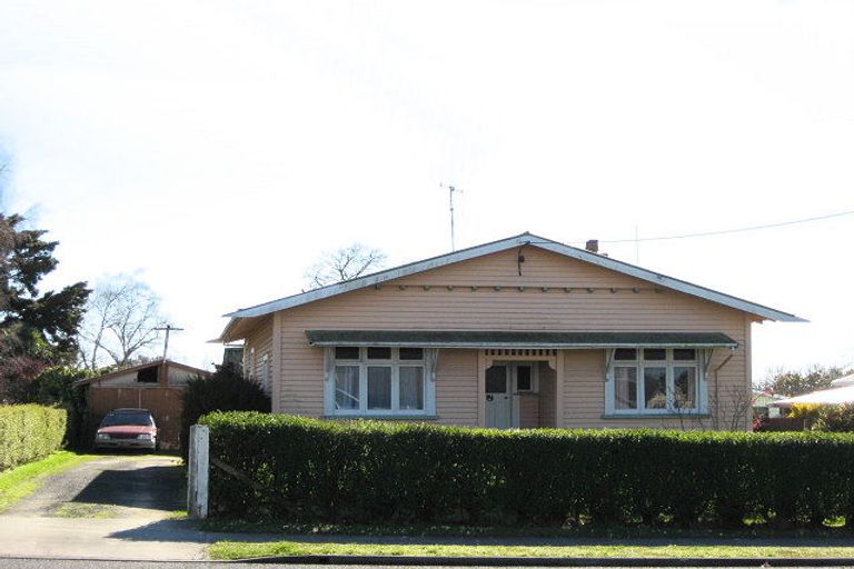Photo of property in 18 Jellicoe Street, Waipukurau, 4200