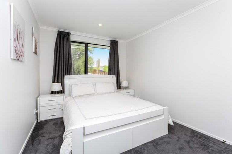 Photo of property in 68 Saxton Road, Upper Vogeltown, New Plymouth, 4371