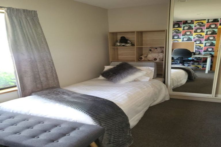 Photo of property in 33 Lancewood Drive, Halswell, Christchurch, 8025