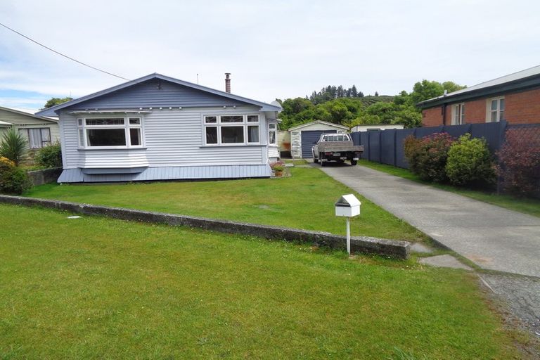 Photo of property in 110 Marsden Road, Greymouth, 7805