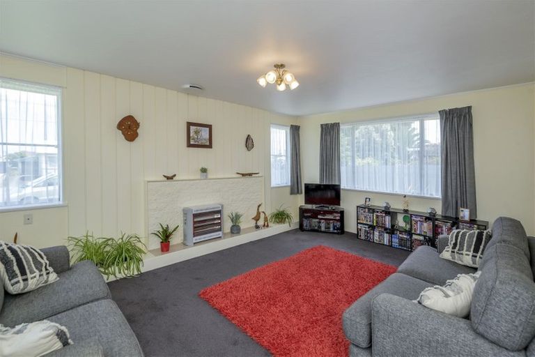 Photo of property in 12 Baden Street, Levin, 5510