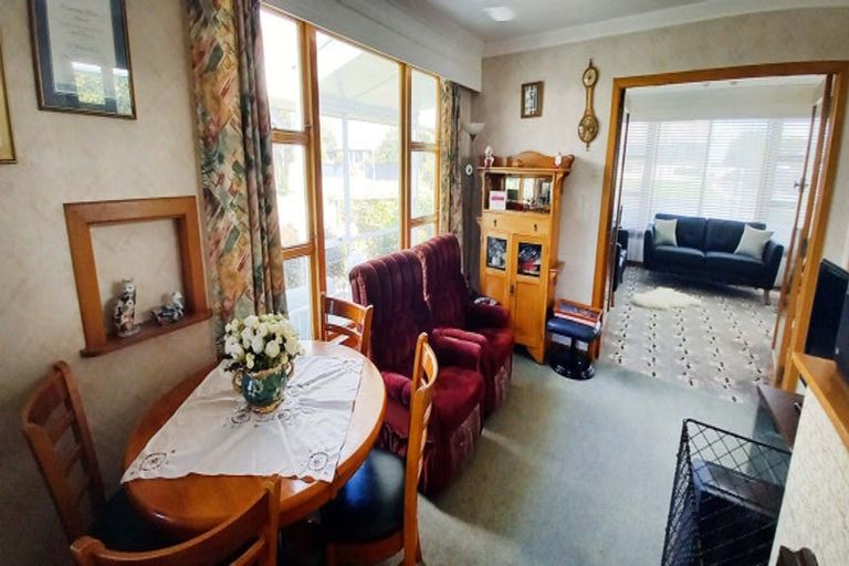 Photo of property in 1 Morton Street, Tuatapere, 9620