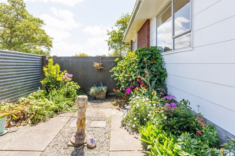 Photo of property in 26 Meadowbrook Drive, Cloverlea, Palmerston North, 4412