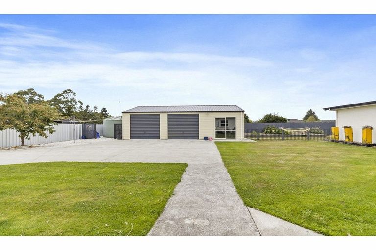 Photo of property in 27 King Street, Pareora, 7912