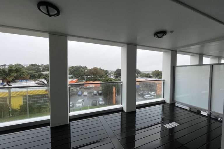 Photo of property in Kingsland Park, 409/401 New North Road, Kingsland, Auckland, 1021