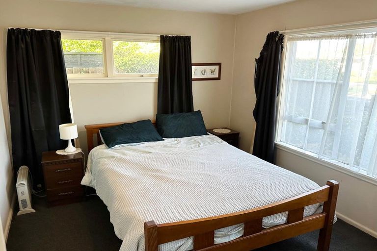 Photo of property in 2/28 Rosedale Place, Avonhead, Christchurch, 8042