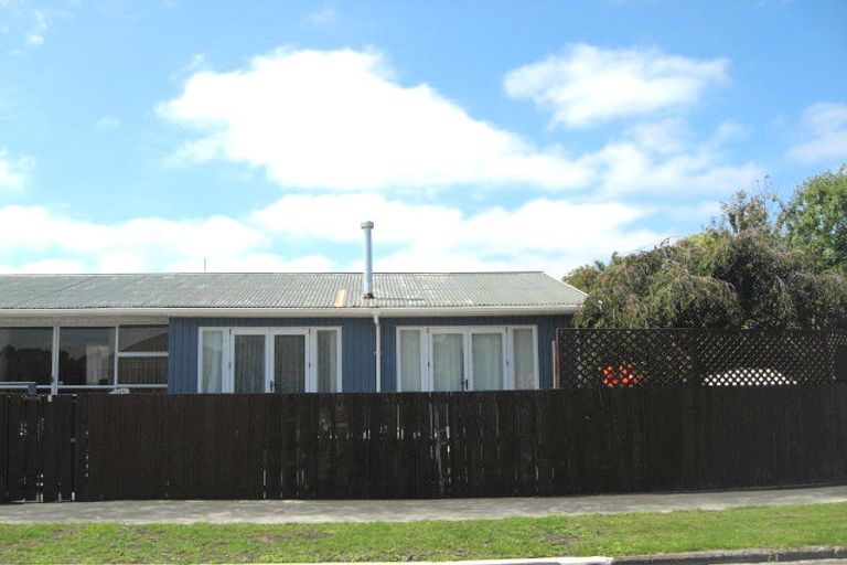 Photo of property in 19 Rollesby Street, Hoon Hay, Christchurch, 8025