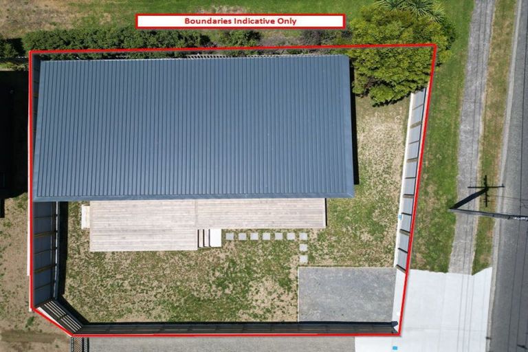 Photo of property in 29 Pratt Avenue, Foxton Beach, Foxton, 4815