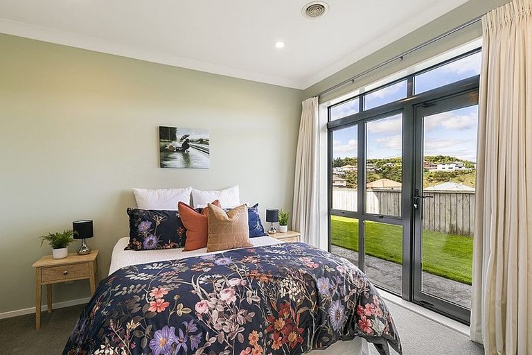 Photo of property in 7 Moston Grove, Churton Park, Wellington, 6037