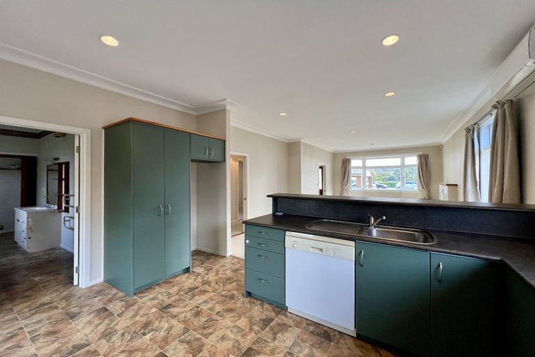 Photo of property in 2 Gillies Avenue, Claudelands, Hamilton, 3214