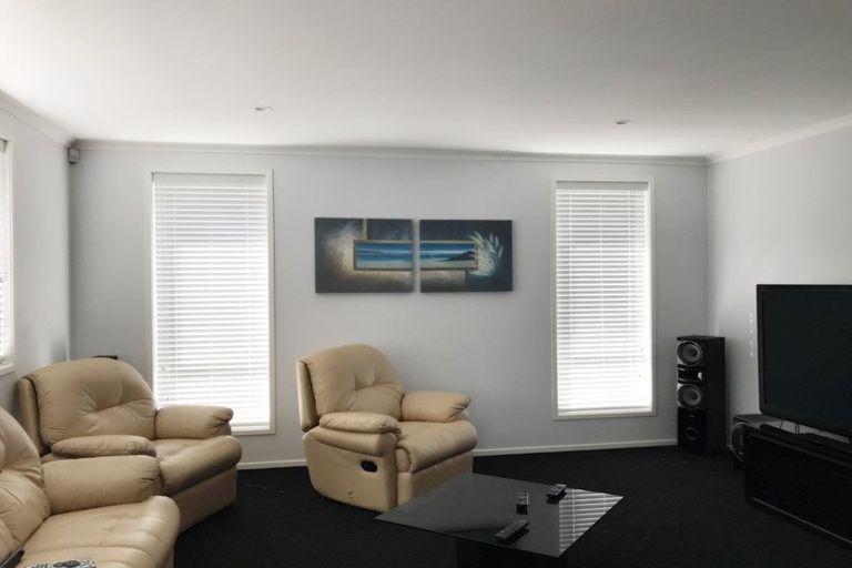 Photo of property in 6 Raithburn Terrace, Pokeno, 2402