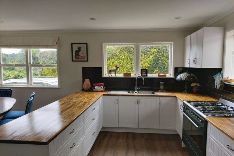 Photo of property in 206 Hurndall Street West, Maungaturoto, 0520